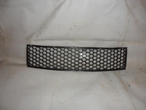 Решетка переднего бампера Chery Bonus/Very A132803539