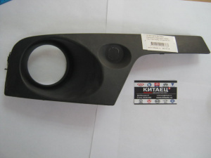 Рамка противотуманной фары левая Geely Emgrand X7 1018013474
