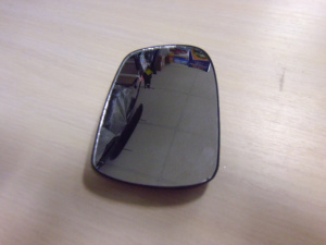 Зеркальный элемент правый Chery Amulet A15BJ8202121 Зеркальный элемент правый Chery Amulet A15BJ8202121
