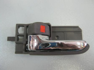 Ручка внутренняя левая Geely МК/MK Cross (серая) 101800529300601