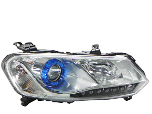 Фара правая Zotye T600 (Xenon) 4121020009B11